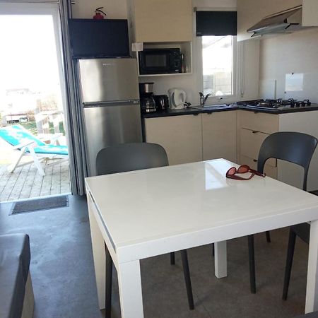Magnifique Mobil Home Avec Clim Face Mer Le Portel Luaran gambar
